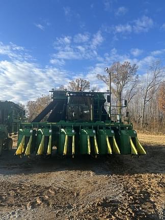 Image of John Deere CP690 equipment image 1