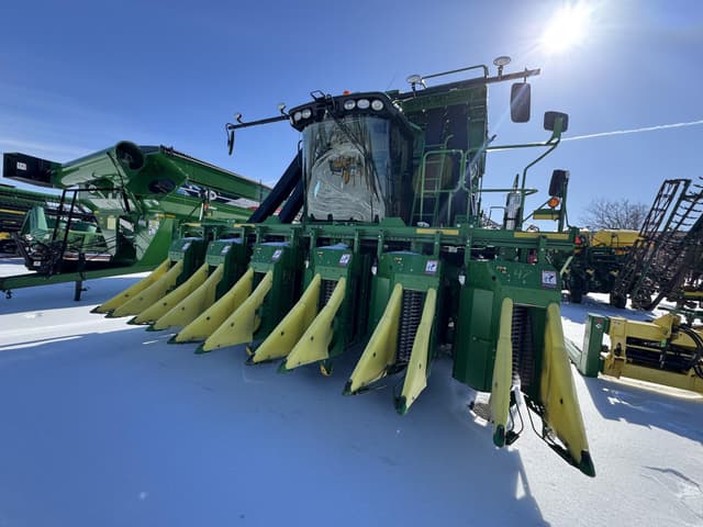 Image of John Deere CP690 equipment image 4