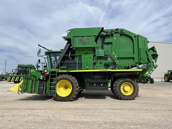 Image of John Deere CP690 equipment image 1