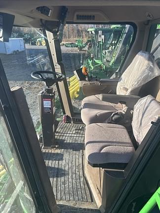 Image of John Deere CP690 equipment image 4