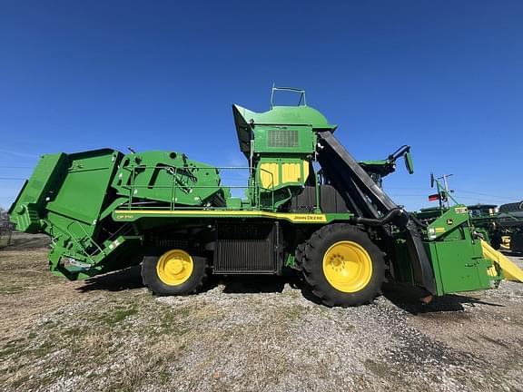 Image of John Deere CP770 equipment image 2