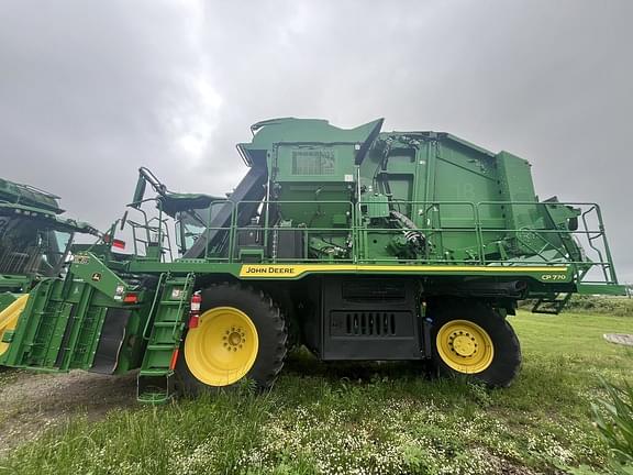 Image of John Deere CP770 equipment image 4