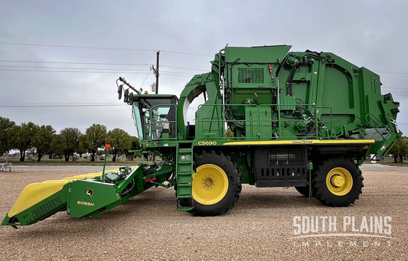 2021 John Deere CS690 Equipment Image0