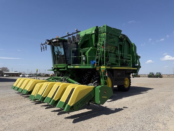 2021 John Deere CS690 Equipment Image0