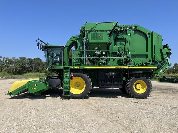 Image of John Deere CS690 equipment image 1