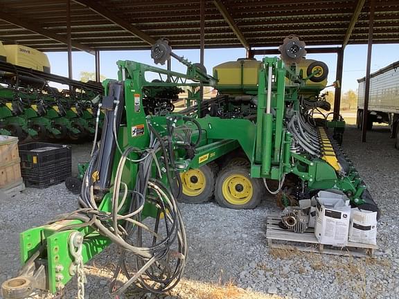 Image of John Deere DB60 equipment image 3