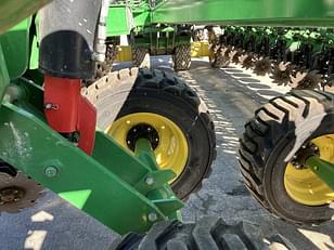 Main image John Deere DB60 13