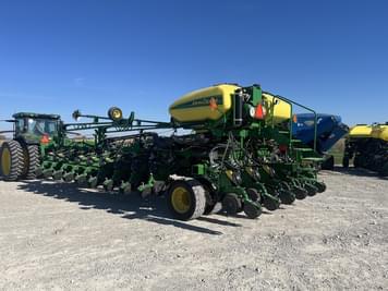 Main image John Deere DB60