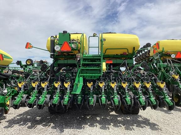 Image of John Deere DB60 equipment image 3