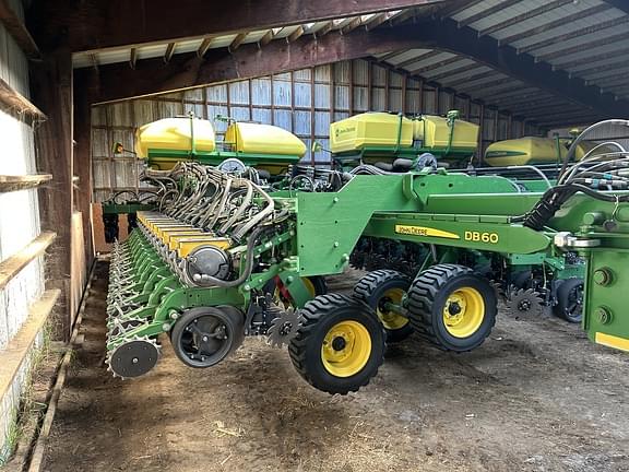 Image of John Deere DB60 equipment image 1