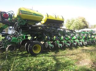 Main image John Deere DB60 11