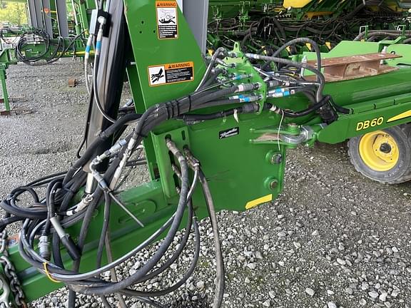 Image of John Deere DB60 equipment image 3