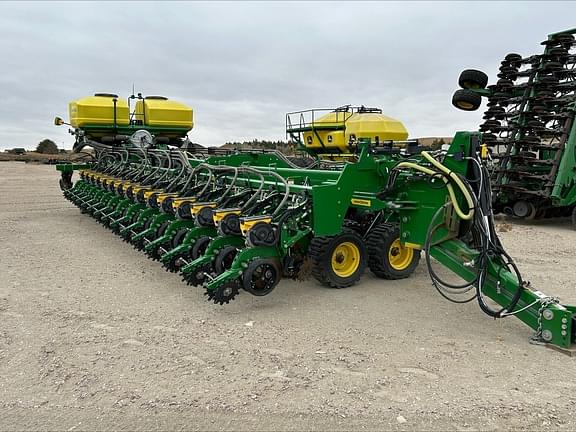 Image of John Deere DB90 equipment image 1