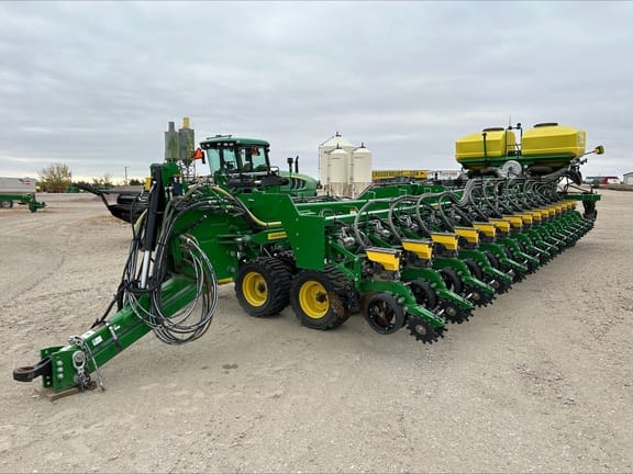 2021 John Deere DB90 Equipment Image0