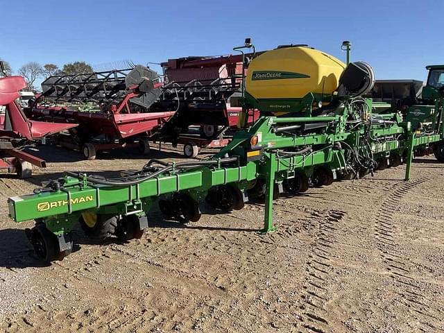 Image of John Deere DR12 equipment image 3