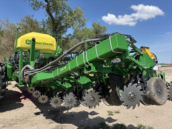 2021 John Deere DR16X Equipment Image0