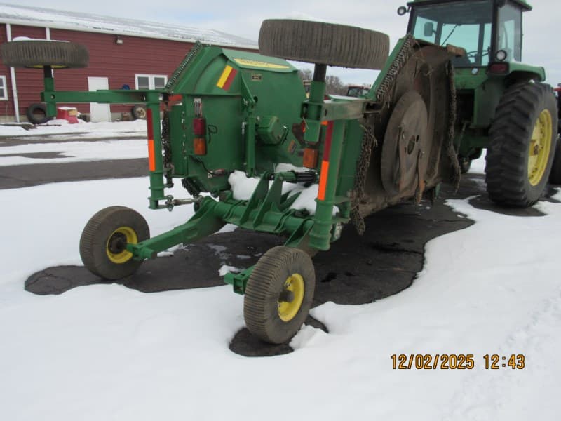 Image of John Deere E12 Image 1