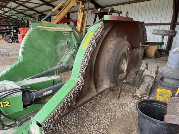 Image of John Deere E12 equipment image 4