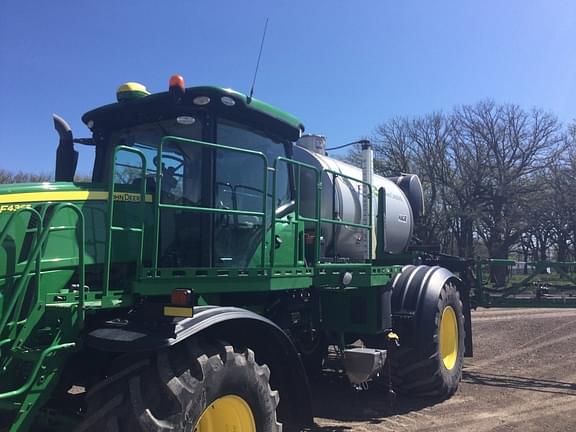 Image of John Deere F4365 equipment image 1