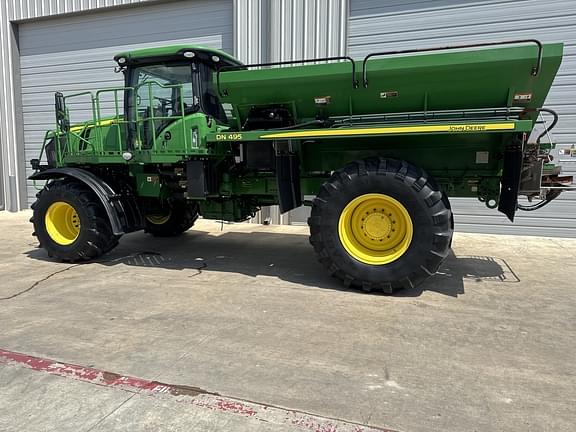 Image of John Deere F4365 equipment image 3