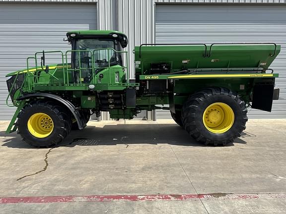 Image of John Deere F4365 equipment image 1