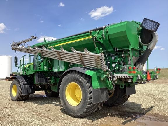 Image of John Deere F4365 equipment image 3
