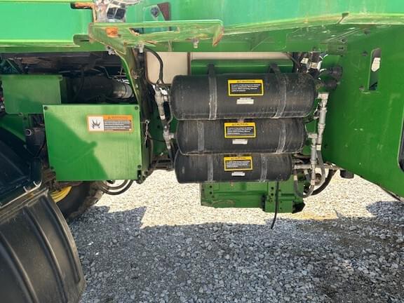 Image of John Deere F4365 equipment image 4