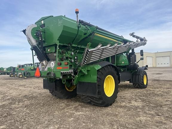 Image of John Deere F4365 equipment image 4