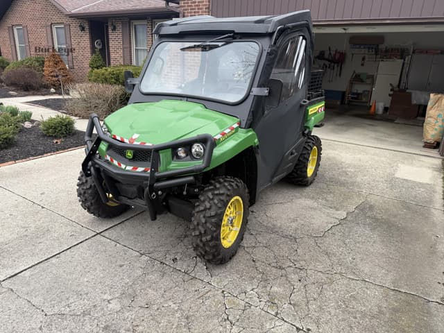 Image of John Deere XUV 590M equipment image 1