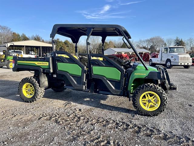 Image of John Deere XUV 825M S4 equipment image 1