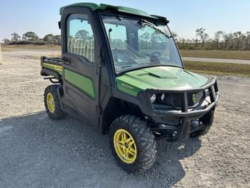 Main image John Deere XUV 835R