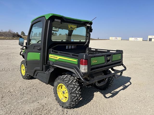 Image of John Deere XUV 835R equipment image 4