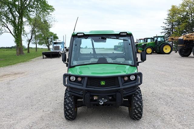 Image of John Deere XUV 835R equipment image 2