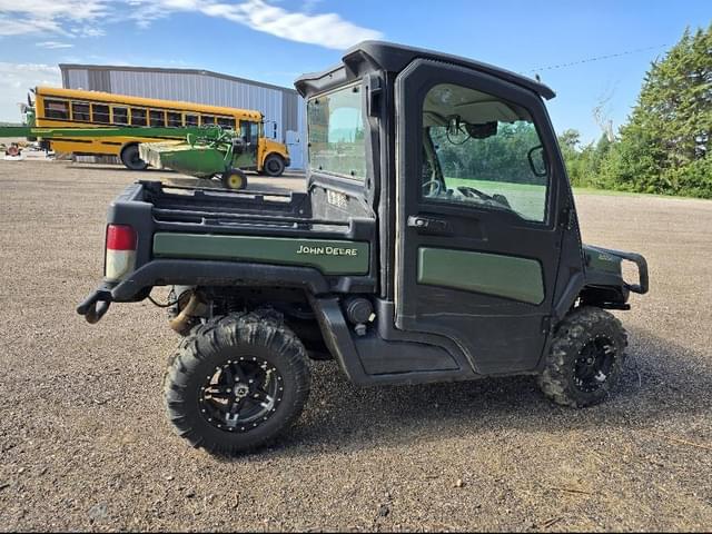Image of John Deere XUV 835R equipment image 3