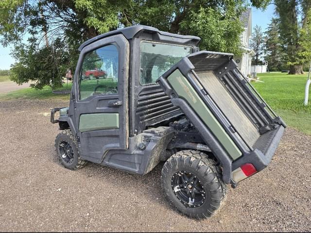 Image of John Deere XUV 835R equipment image 4
