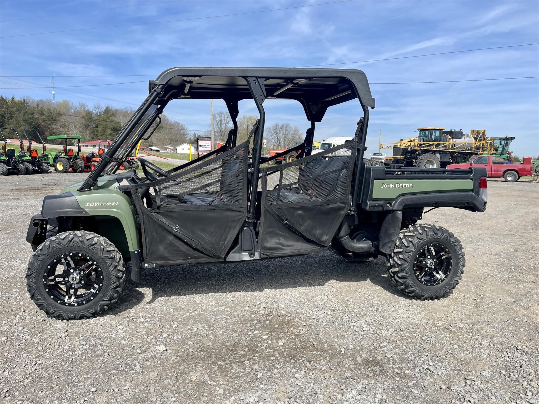 2021 John Deere Gator XUV 855M S4 Equipment Image0