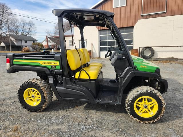 Image of John Deere XUV 865M equipment image 1