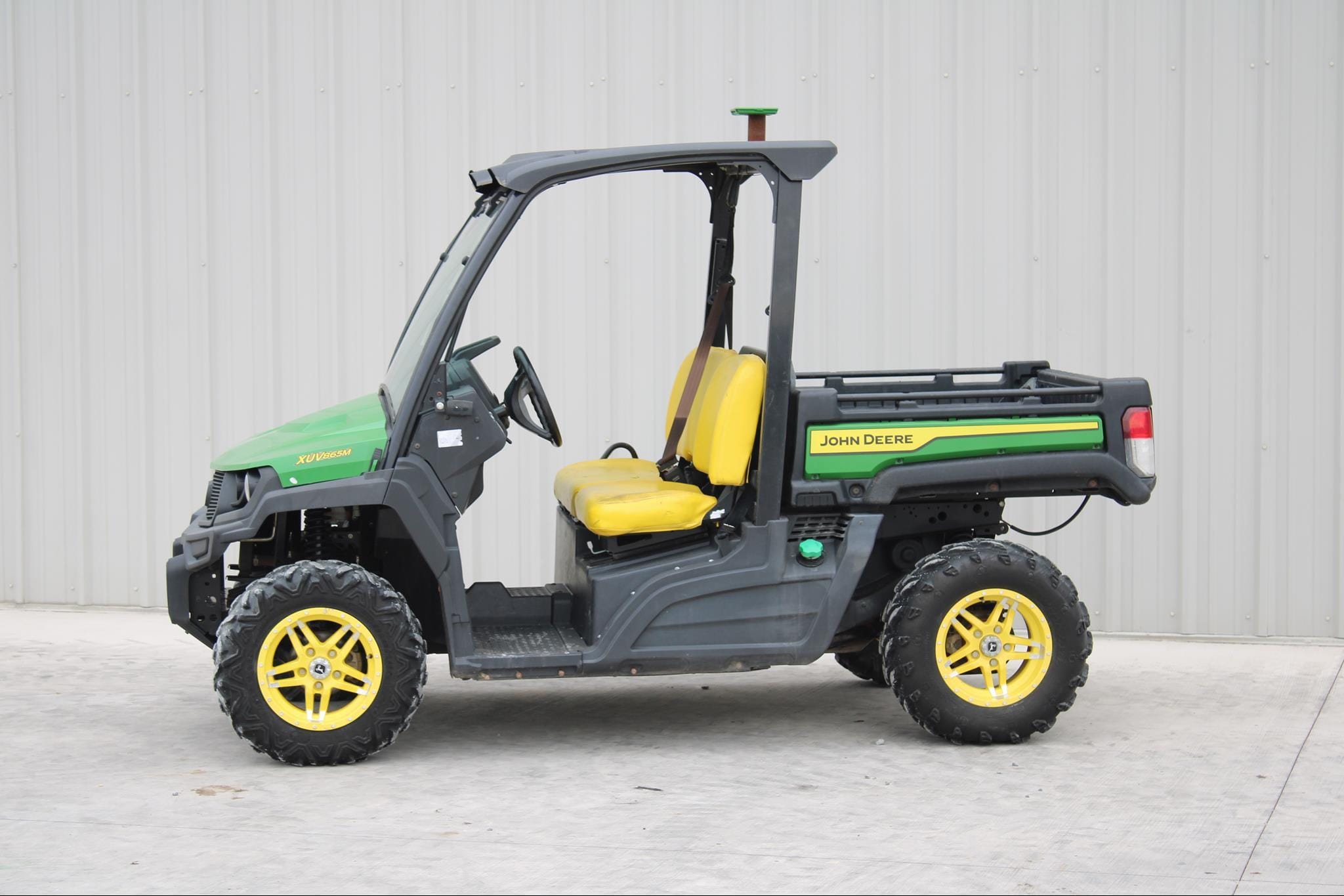 2021 John Deere XUV 865M Equipment Image0