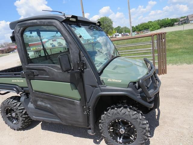 Image of John Deere XUV 865R equipment image 3