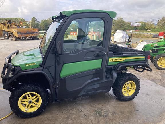 Image of John Deere XUV 835R Primary image