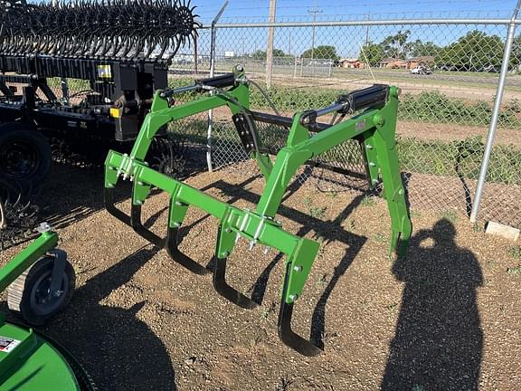 Image of John Deere Grapple Primary image