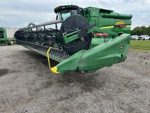 2021 John Deere HD35R Equipment Image0