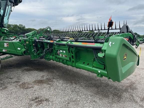 Image of John Deere HD35R equipment image 4