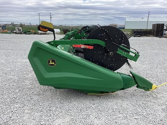 Image of John Deere HD35R equipment image 4