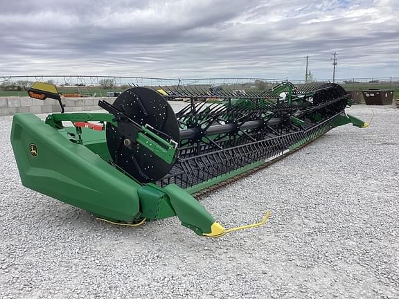 Image of John Deere HD35R equipment image 1