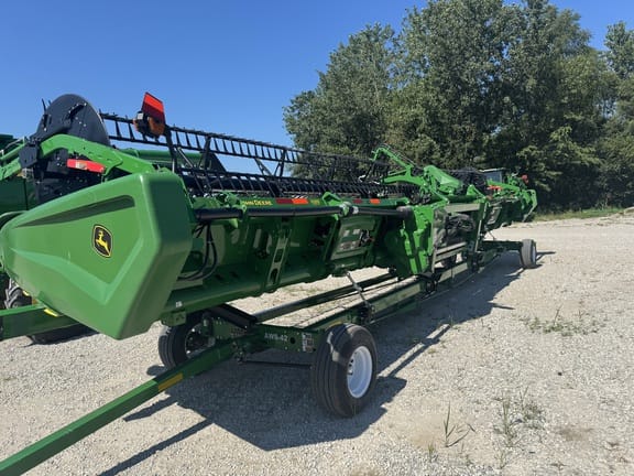 2021 John Deere HD40R Equipment Image0