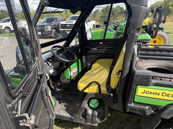 Image of John Deere HPX815E equipment image 4
