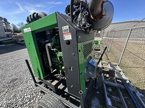 Image of John Deere 4045T equipment image 3