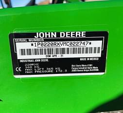 Main image John Deere 220R 6