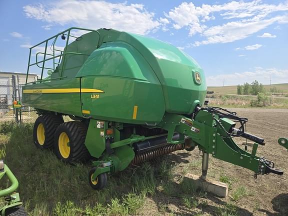 Image of John Deere L341 equipment image 1